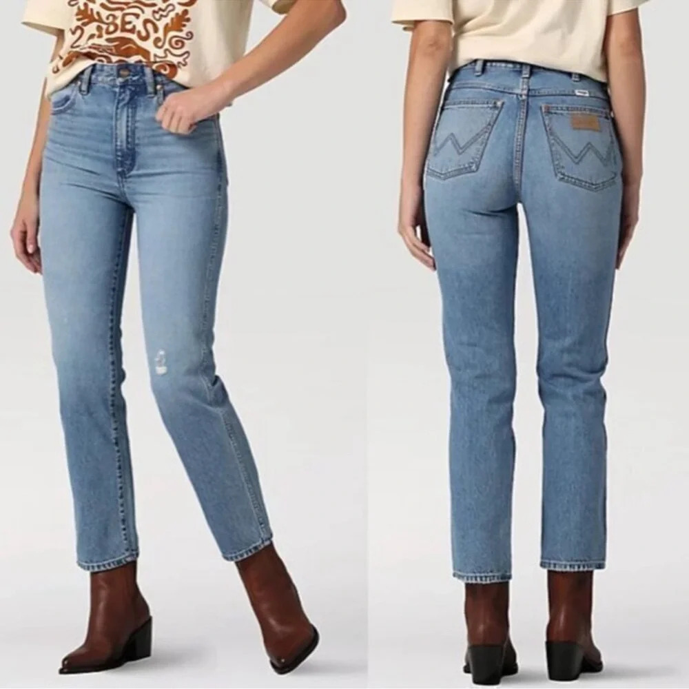 Wrangler Women’s Wild West 603 High Rise Straight Leg Distressed Jeans Size 33